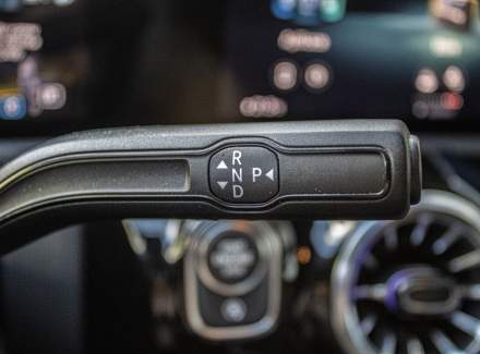 Mercedes-Benz - CLA