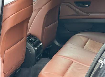 BMW - M5