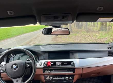 BMW - M5