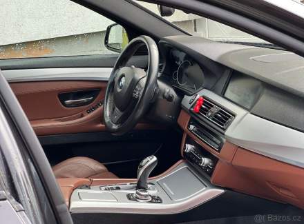 BMW - M5