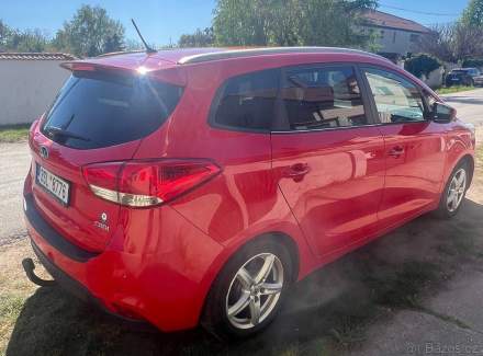 Kia - Carens