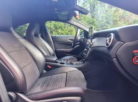 Mercedes-Benz - CLA