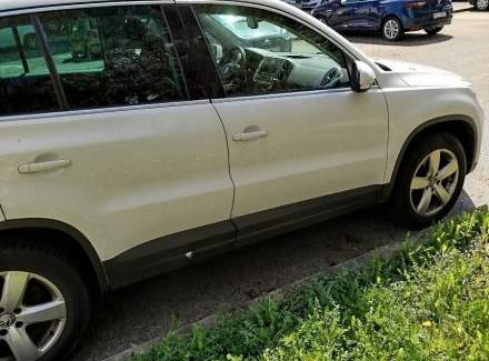 Volkswagen - Tiguan
