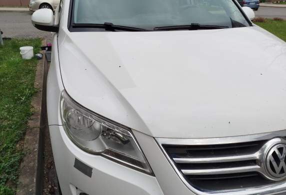 Volkswagen - Tiguan