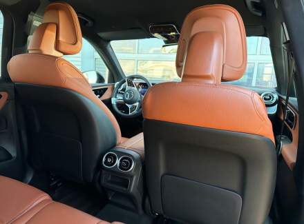 Mercedes-Benz - GLC