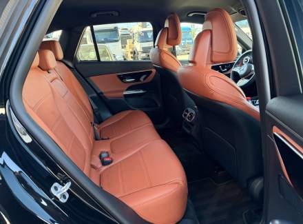 Mercedes-Benz - GLC