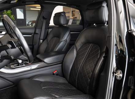 Audi - S8