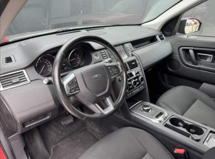 Land Rover - Discovery Sport