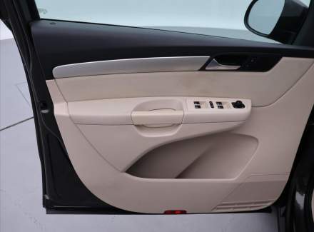 Seat - Alhambra