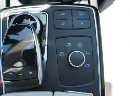 Mercedes-Benz - GLS