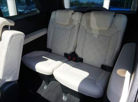 Mercedes-Benz - GLS