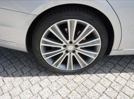 Mercedes-Benz - S-class