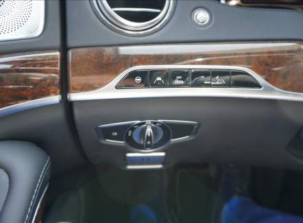 Mercedes-Benz - S-class