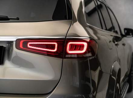 Mercedes-Benz - GLS