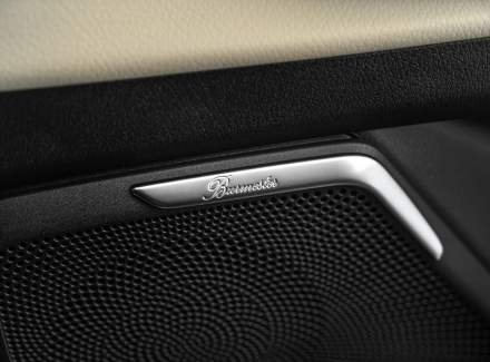 Mercedes-Benz - V-class