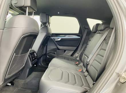 Volkswagen - Touareg