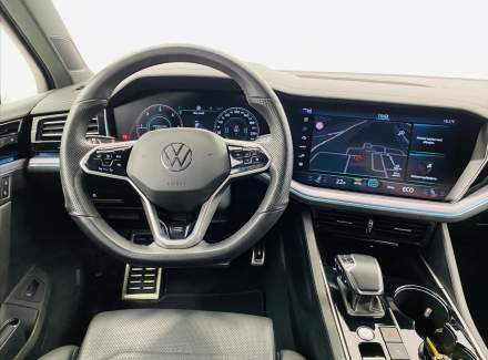 Volkswagen - Touareg