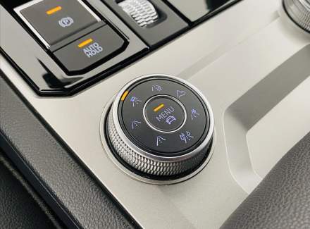 Volkswagen - Touareg