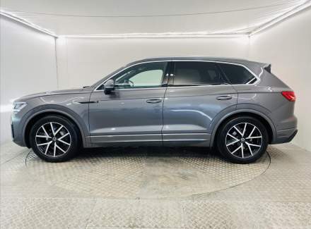 Volkswagen - Touareg