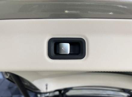 Mercedes-Benz - GLS