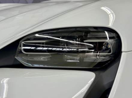 Porsche - Taycan