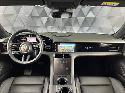Porsche - Taycan