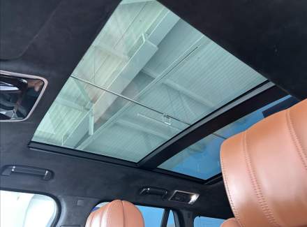 Land Rover - Range Rover