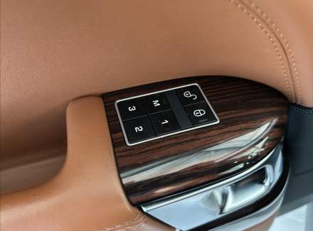Land Rover - Range Rover
