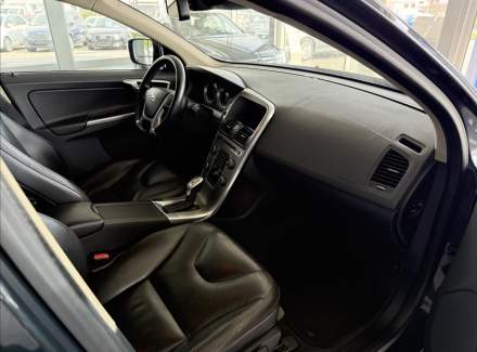 Volvo - XC60