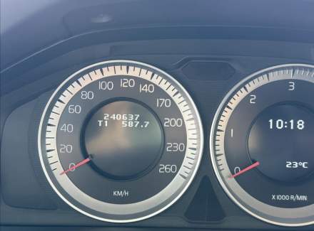 Volvo - XC60