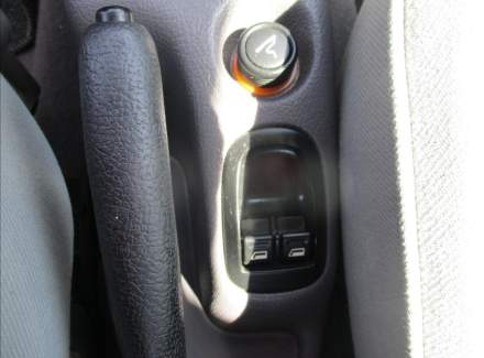 Peugeot - 206