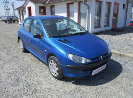 Peugeot - 206