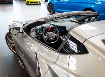 Chevrolet - Corvette