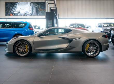 Chevrolet - Corvette