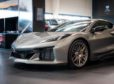 Chevrolet - Corvette