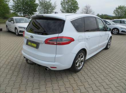 Ford - S-MAX