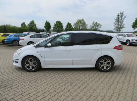 Ford - S-MAX