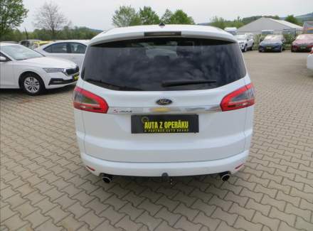 Ford - S-MAX