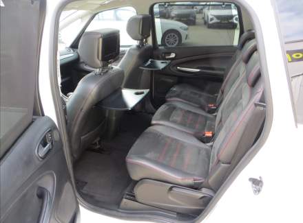 Ford - S-MAX