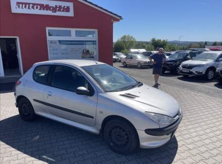 Peugeot - 206