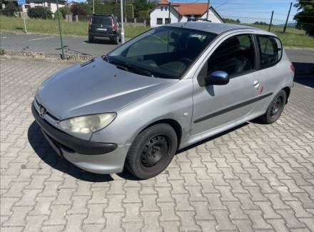 Peugeot - 206