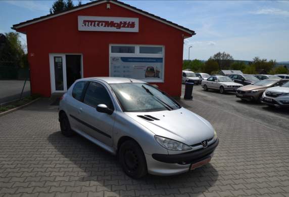 Peugeot - 206