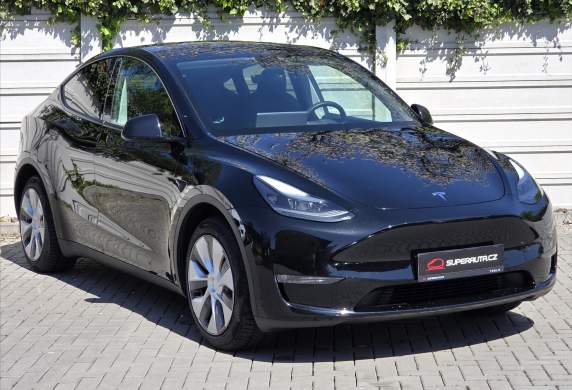 Tesla - Model Y