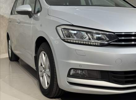 Volkswagen - Touran