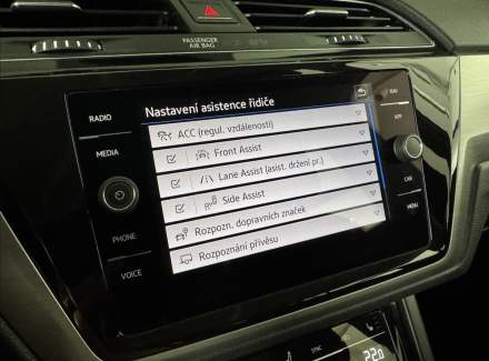 Volkswagen - Touran
