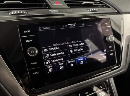 Volkswagen - Touran