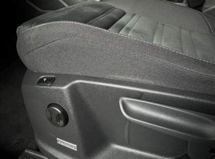 Volkswagen - Touran