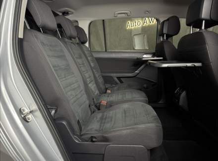 Volkswagen - Touran