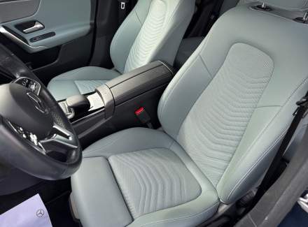 Mercedes-Benz - CLA