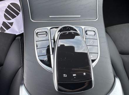 Mercedes-Benz - GLC
